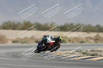 media/Oct-04-2025-CVMA (Sat) [[408bcdd6e4]]/Race 4-Formula Middleweight (Holeshot)/